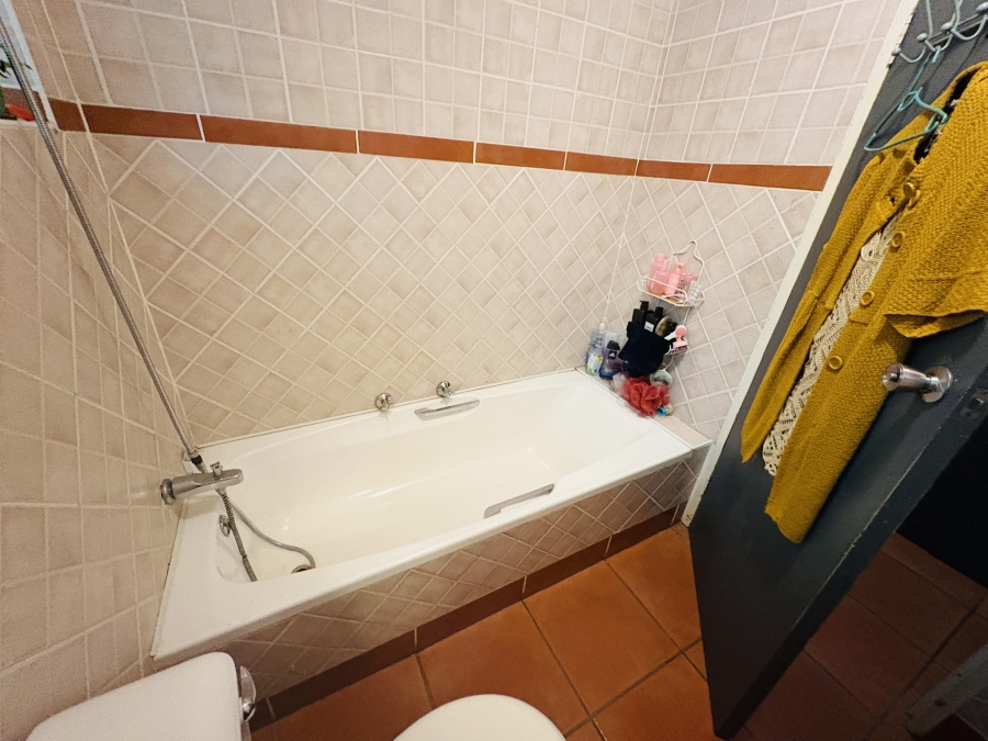 3 Bedroom Property for Sale in Ifafi North West